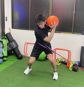 Read more about the article ゴルフパフォーマンスを上げるトレーニングとは？①